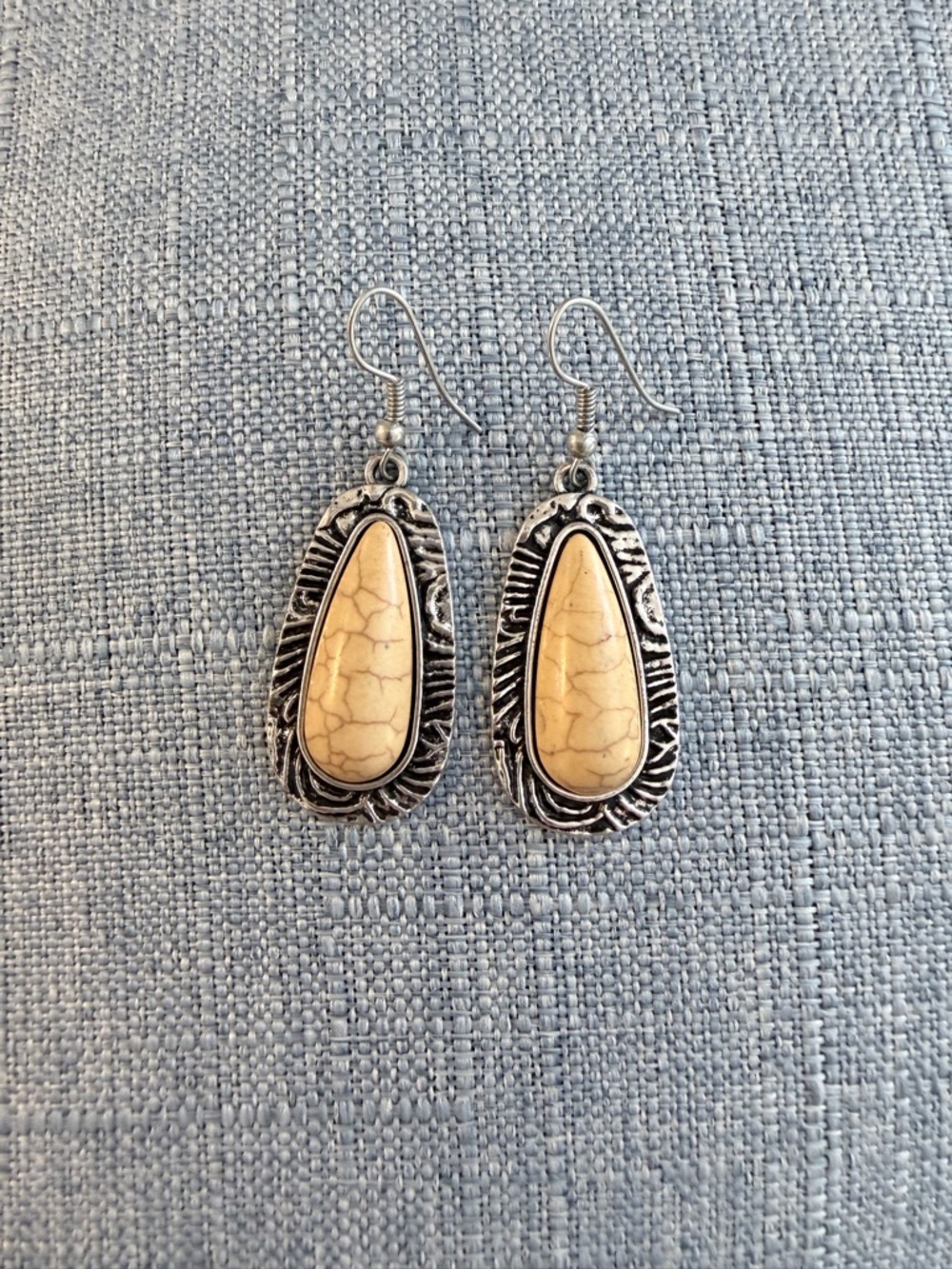 Cream Teardrop Stone Silver-Tone Dangle Earrings by